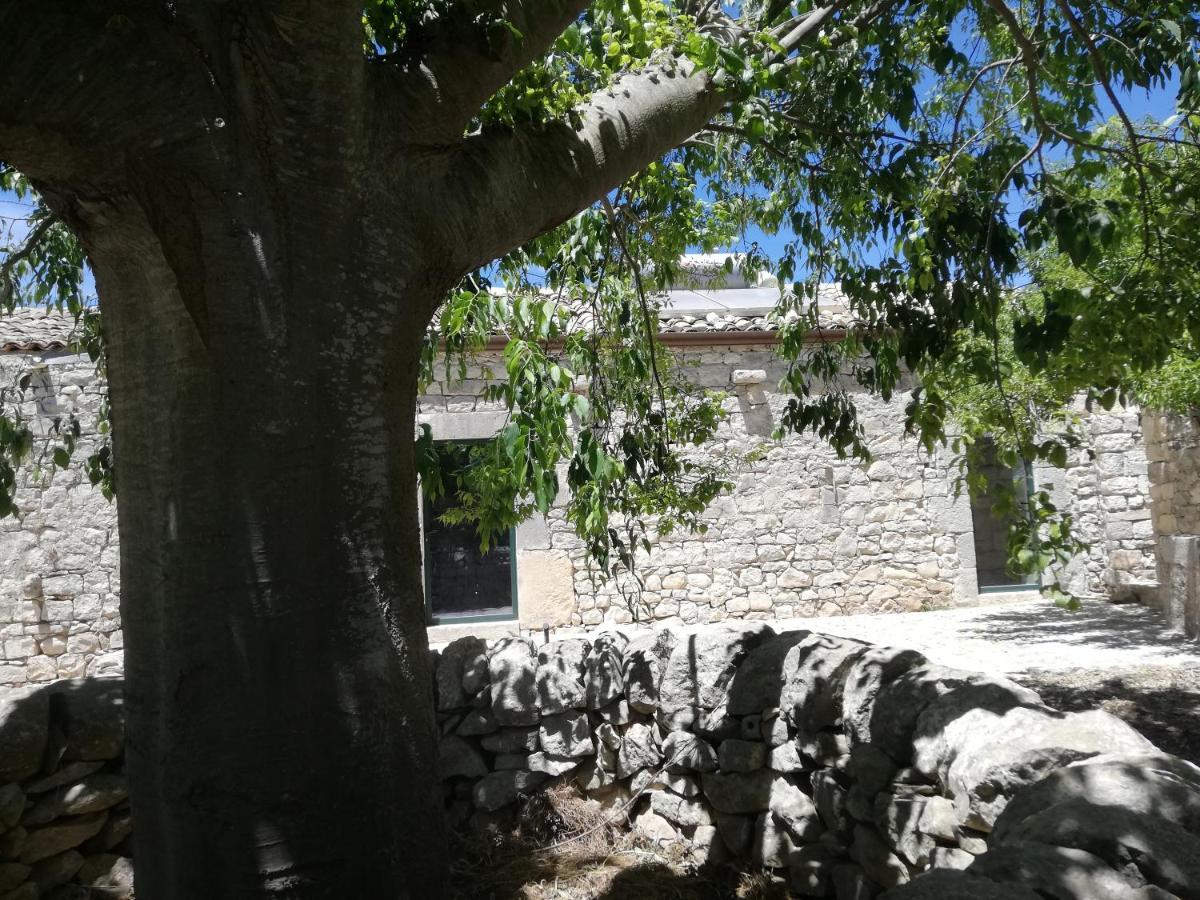 Agriturismo Fondo Paliemmu Modica Exterior foto